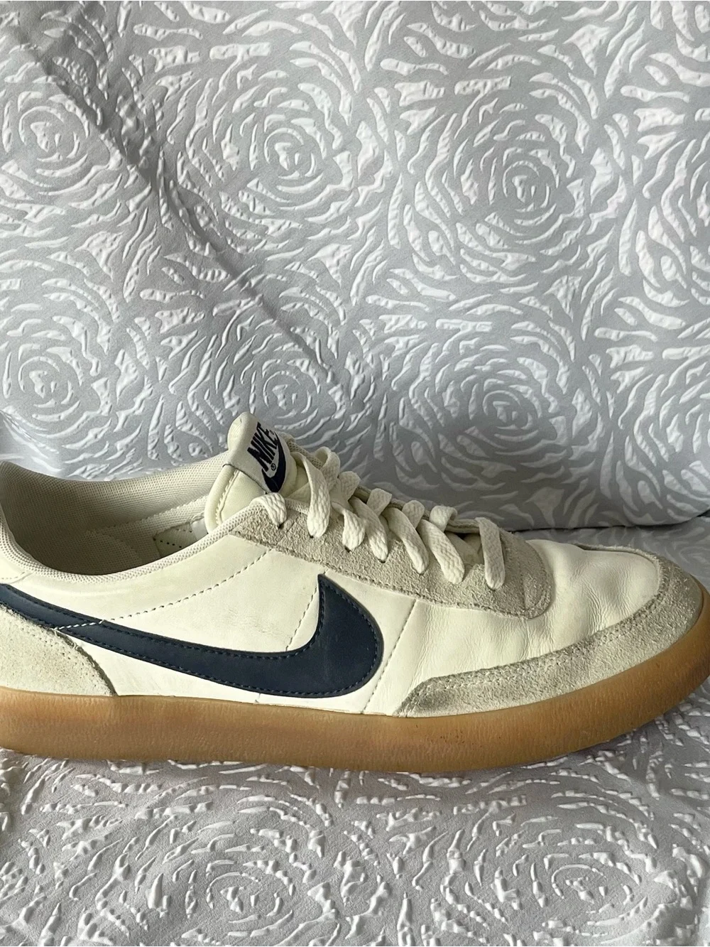 Nike classic low